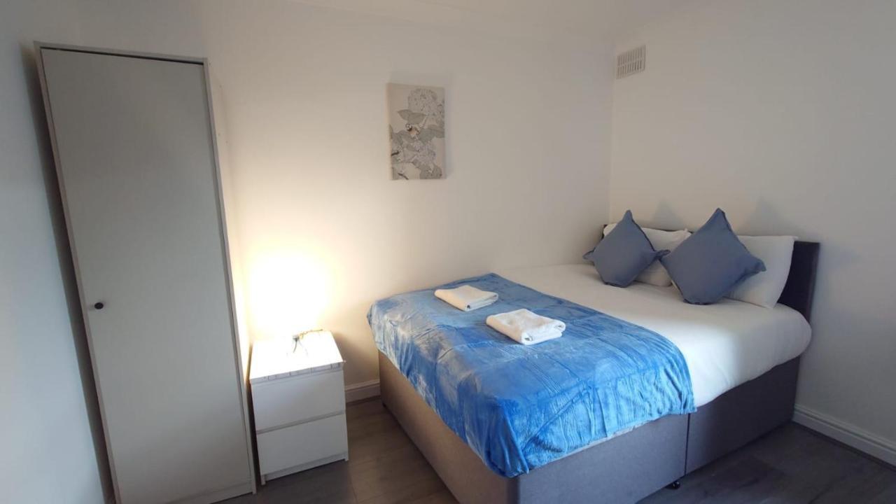 Kings City Centre Apartments Лондон Екстериор снимка