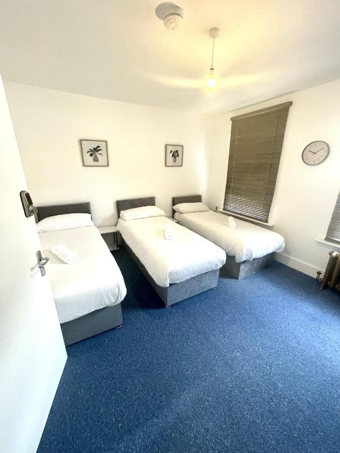Kings City Centre Apartments Лондон Стая снимка