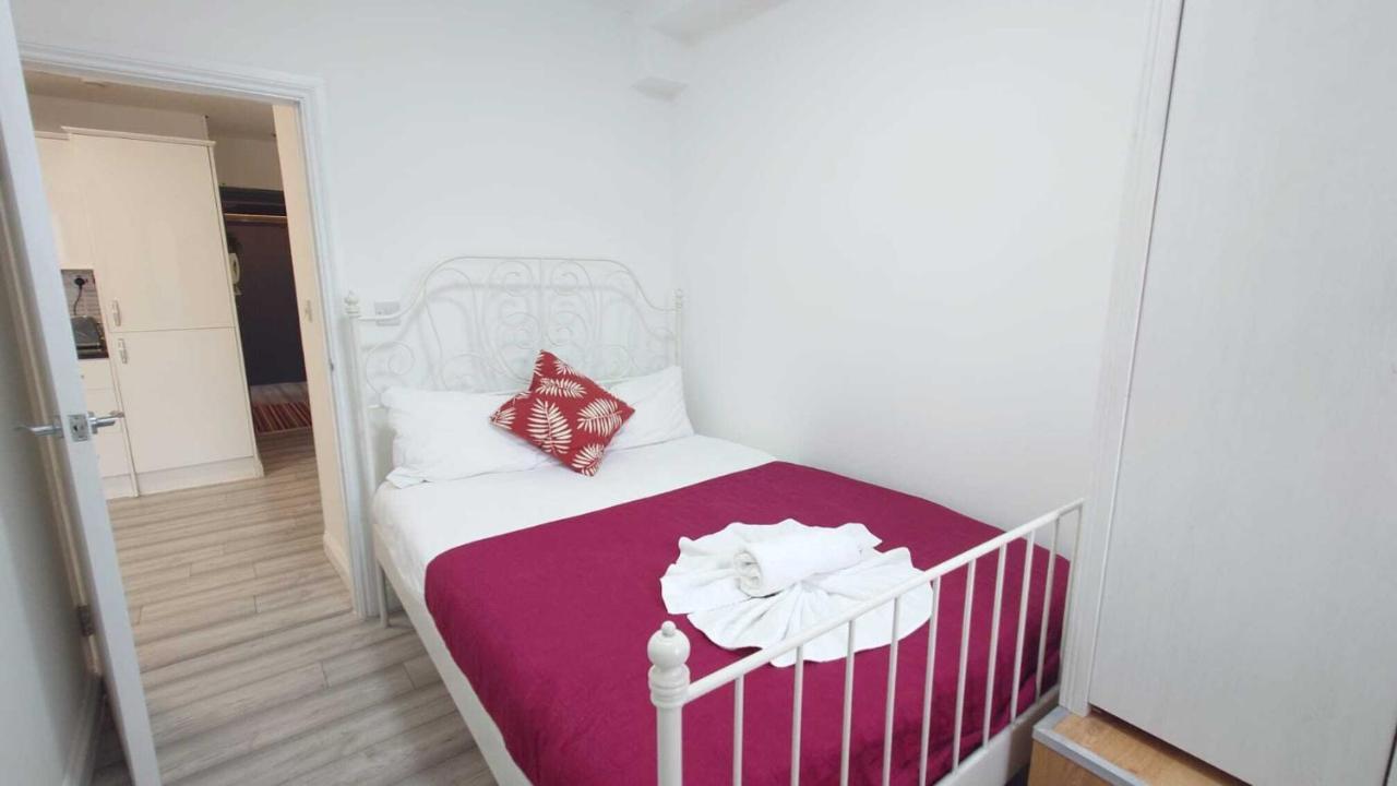 Kings City Centre Apartments Лондон Стая снимка