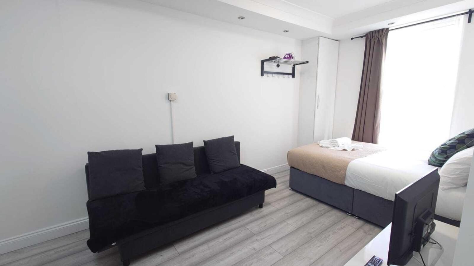 Kings City Centre Apartments Лондон Екстериор снимка