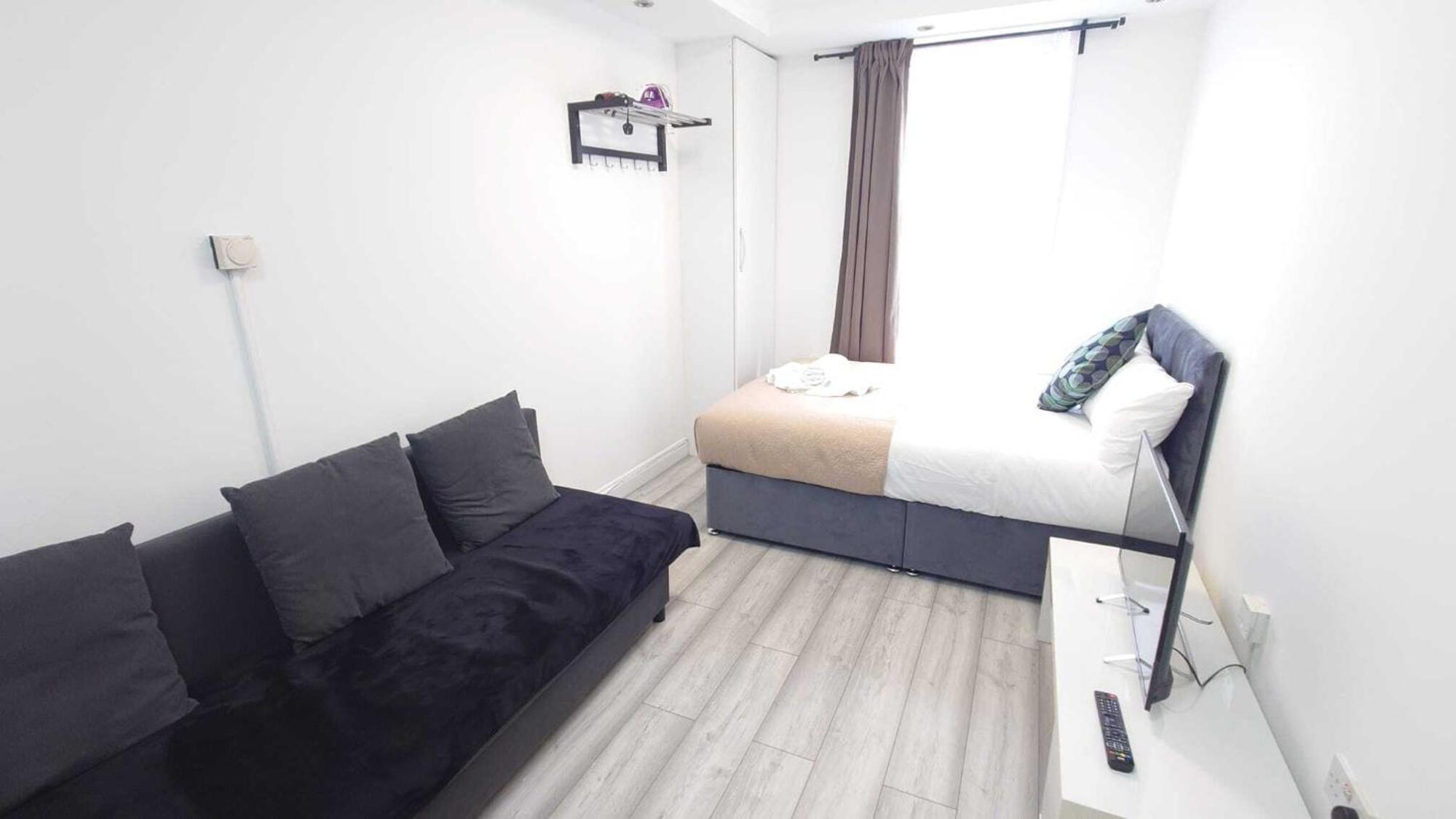 Kings City Centre Apartments Лондон Екстериор снимка